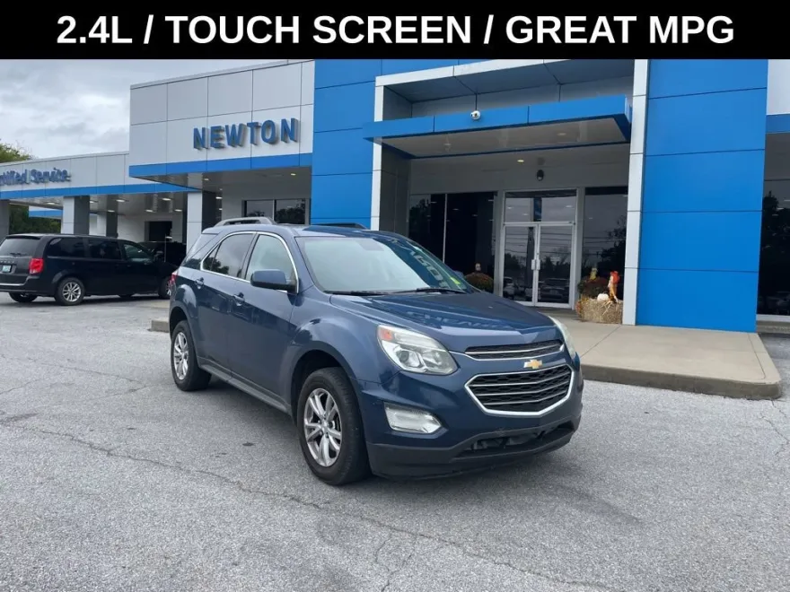 2017 Chevrolet Equinox LT photo 1