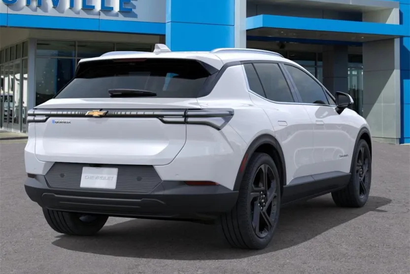 2026 Chevrolet Equinox LT photo 1