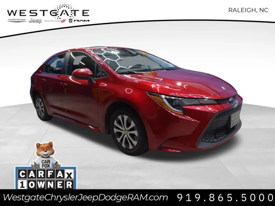 2022 Toyota Corolla Hybrid LE photo 1