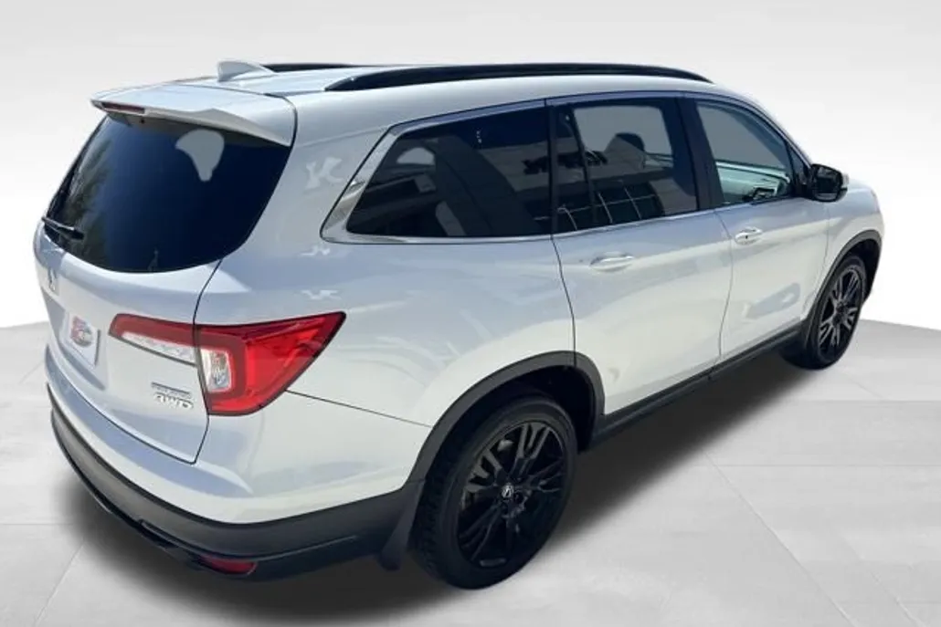 2021 Honda Pilot Special Edition photo 1
