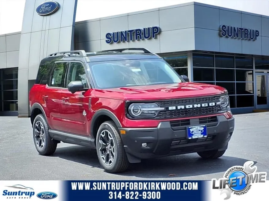 2025 Ford Bronco Sport Outer Banks photo 1