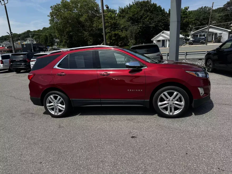 2018 Chevrolet Equinox Premier photo 1