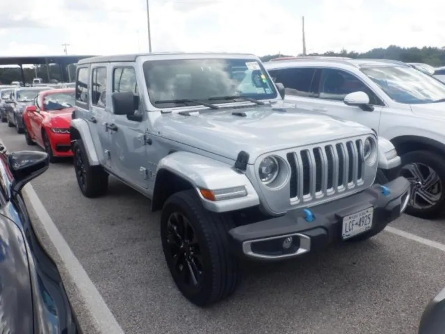 2023 Jeep Wrangler Sahara 4xe photo 1