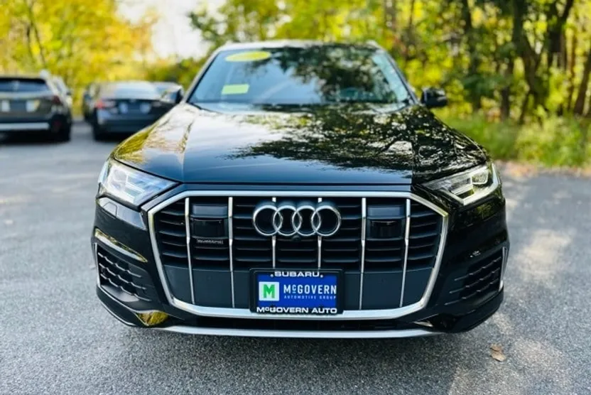 2023 Audi Q7 45 Premium Plus photo 1