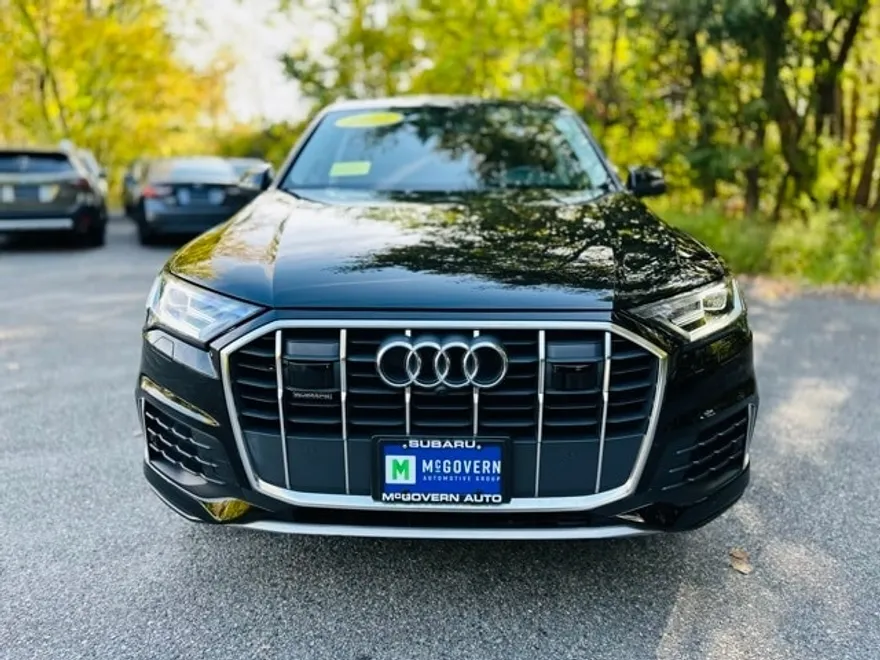 2023 Audi Q7 45 Premium Plus photo 1