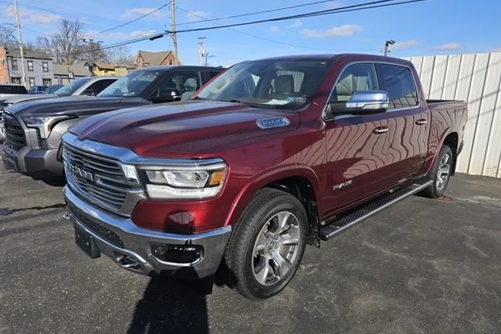 2022 Ram 1500 Laramie photo 1