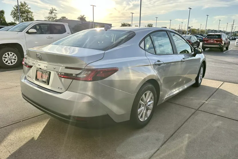 2026 Toyota Camry LE photo 1