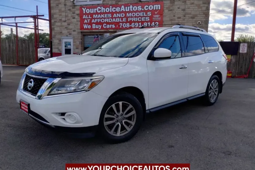 2016 Nissan Pathfinder S photo 1