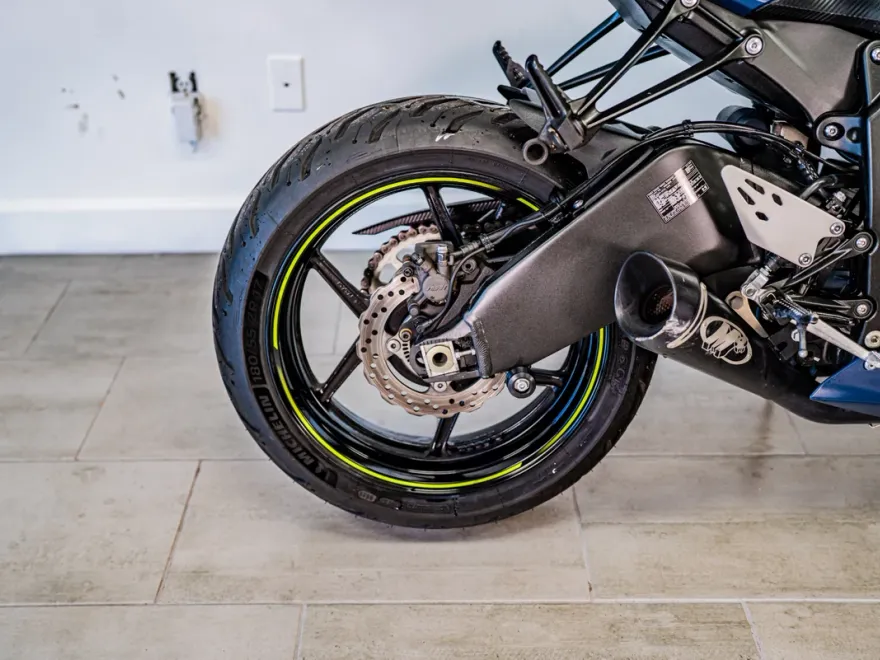 2022 Kawasaki ZX-6R photo 1