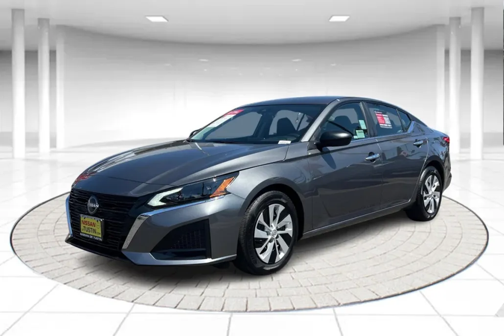2025 Nissan Altima 2.5 S photo 1