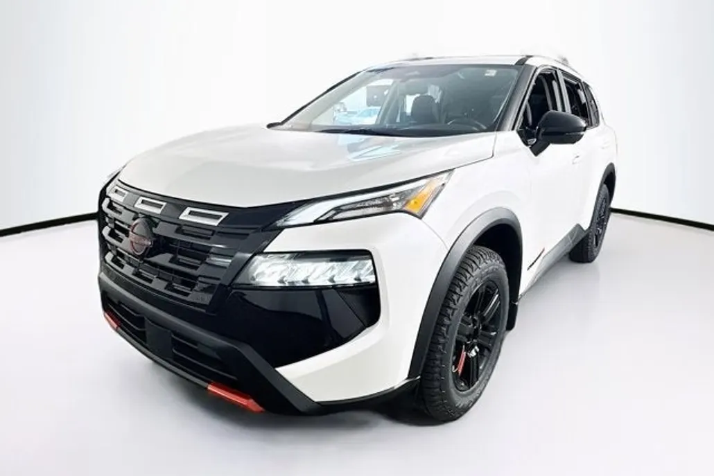 2026 Nissan Rogue SV photo 1