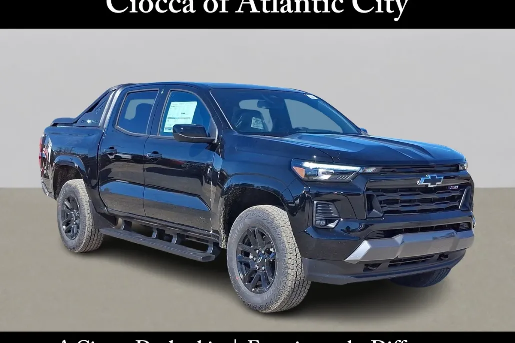 2025 Chevrolet Colorado Z71 photo 1