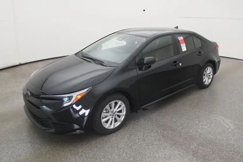 2025 Toyota Corolla Hybrid LE photo 1