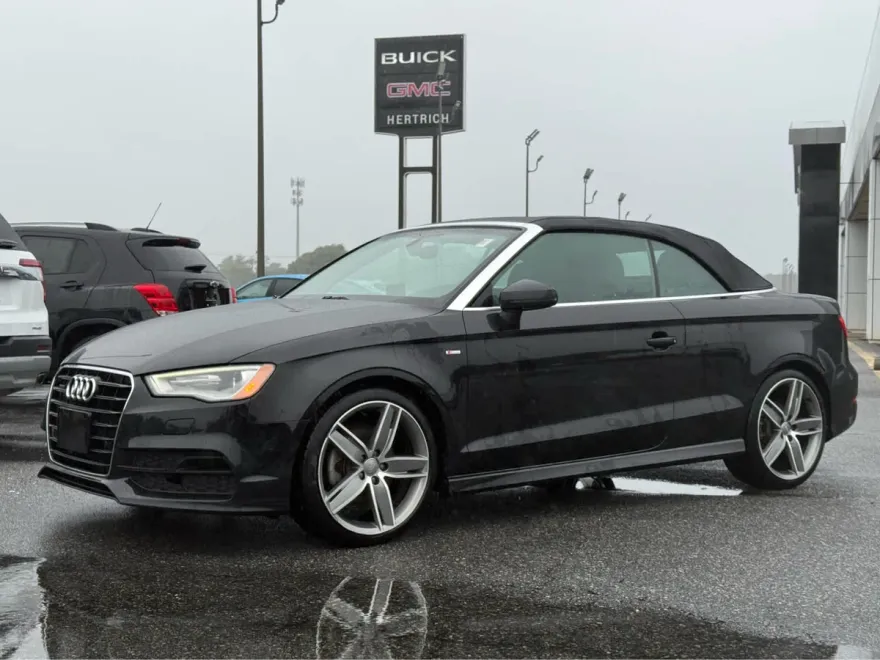 2016 Audi A3 2.0T Premium Plus photo 1