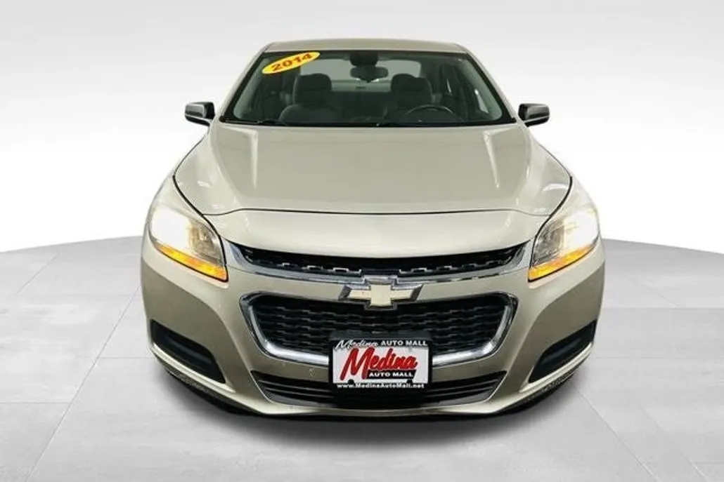 2014 Chevrolet Malibu LS photo 1