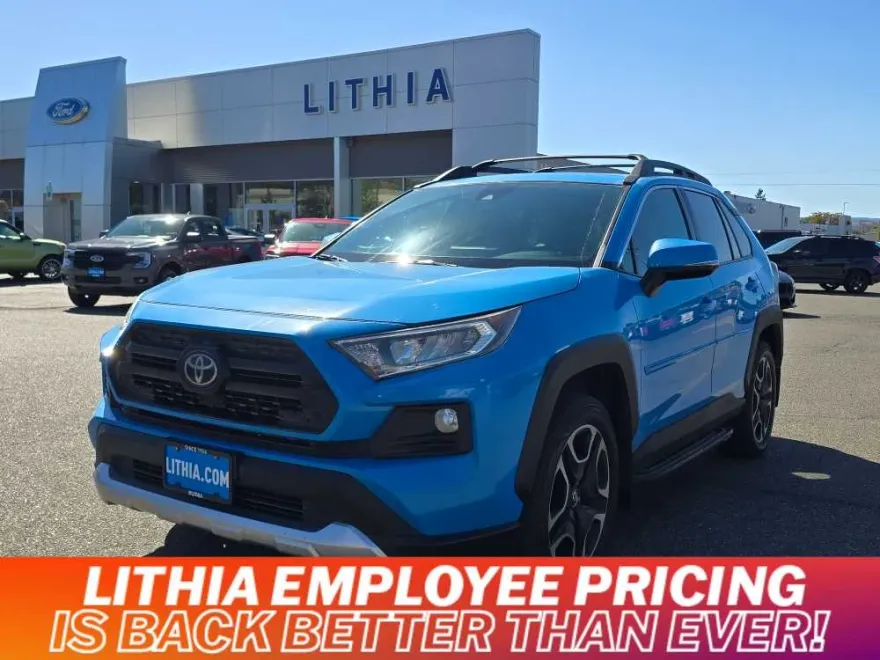 2019 Toyota RAV4 Adventure photo 1