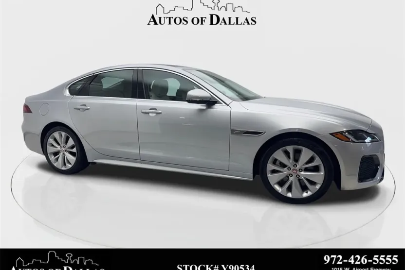 2022 Jaguar XF R-Dynamic SE photo 1
