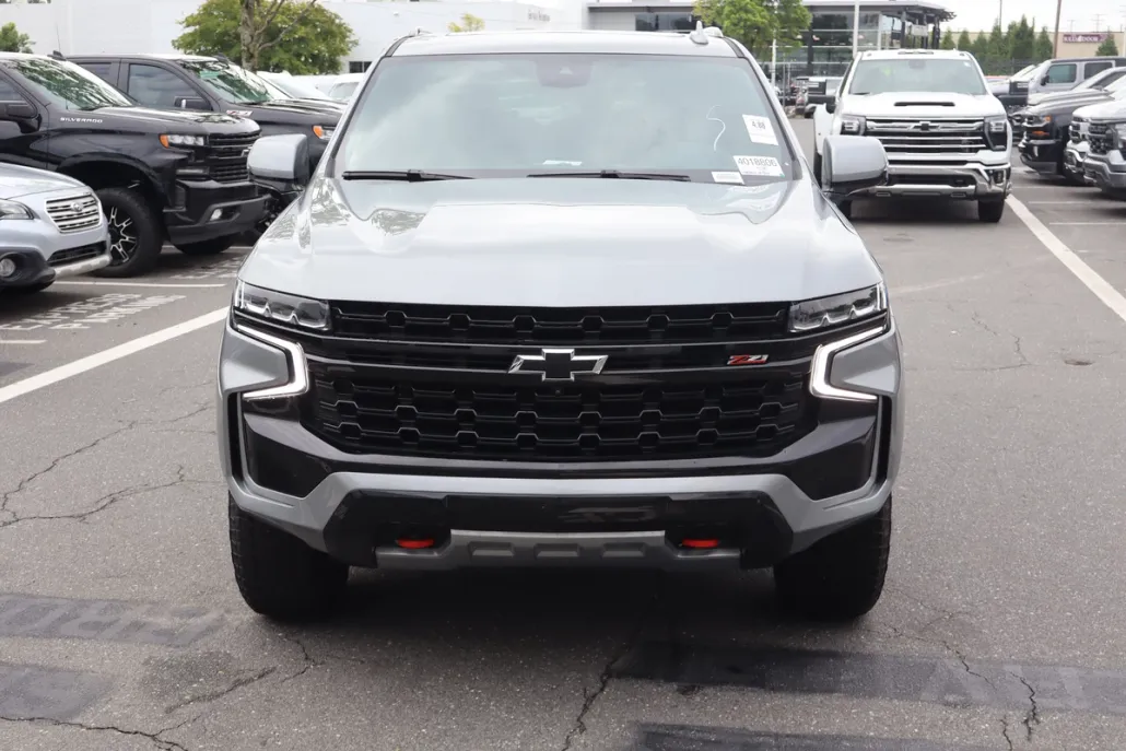 2023 Chevrolet Tahoe Z71 photo 1