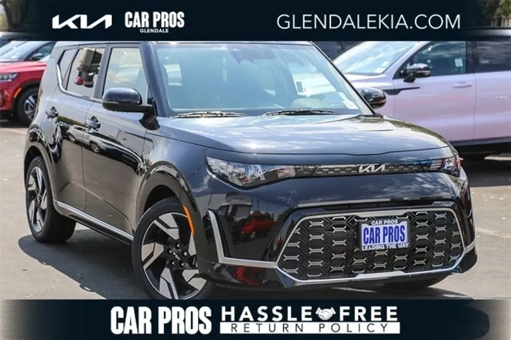 2025 Kia Soul GT-Line photo 1