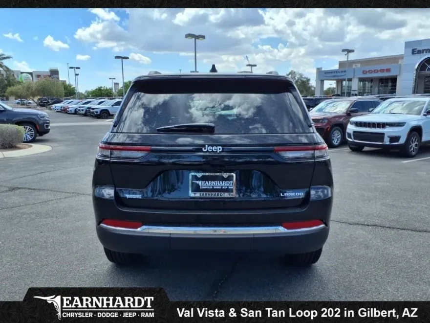 2025 Jeep Grand Cherokee Laredo X photo 1