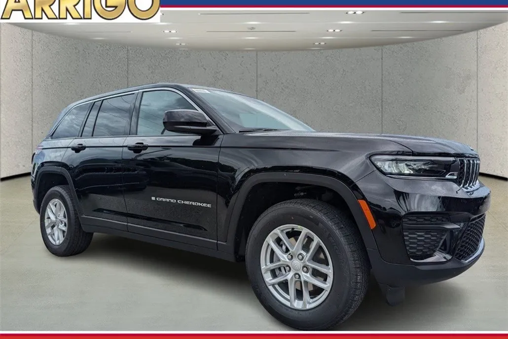 2025 Jeep Grand Cherokee Laredo X photo 1