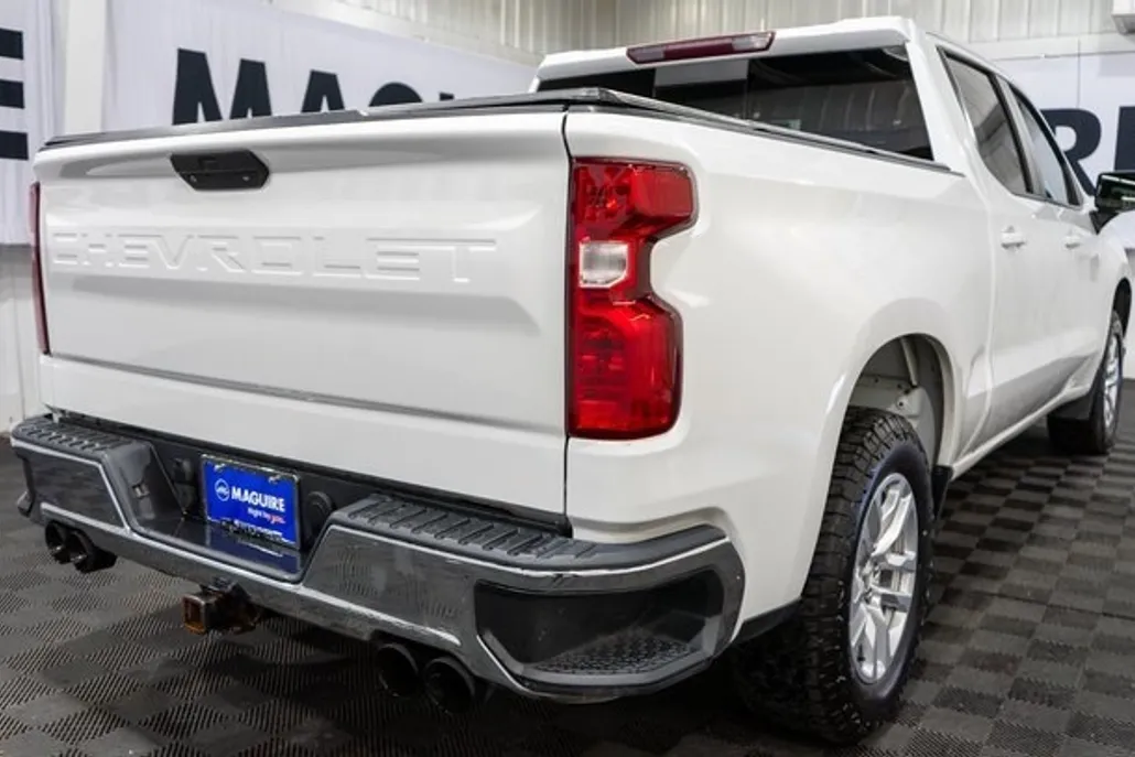 2020 Chevrolet Silverado 1500 LT photo 1