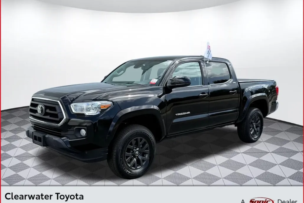 2023 Toyota Tacoma SR5 Double Cab V6 photo 1