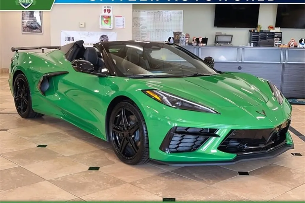 2026 Chevrolet Corvette Stingray 2LT photo 1