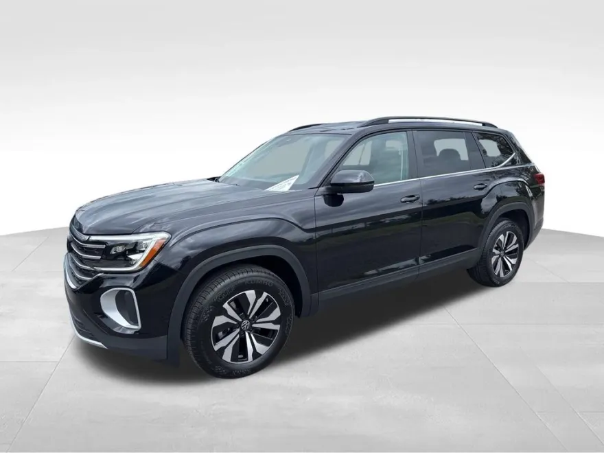 2025 Volkswagen Atlas SE photo 1