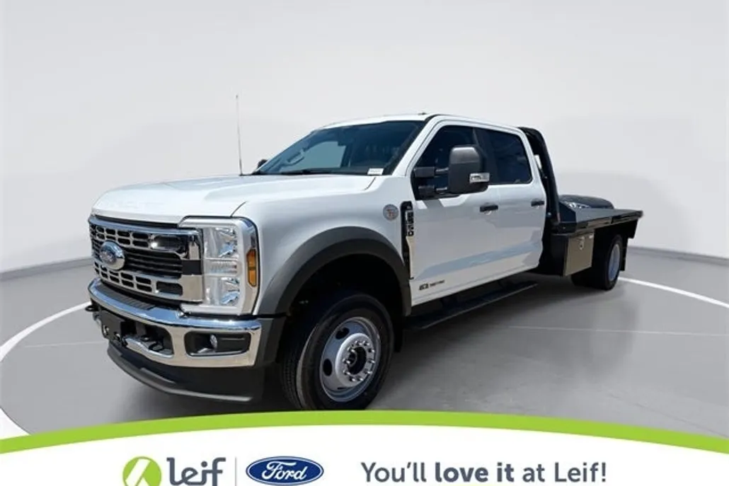 2025 Ford F-550 XL photo 1