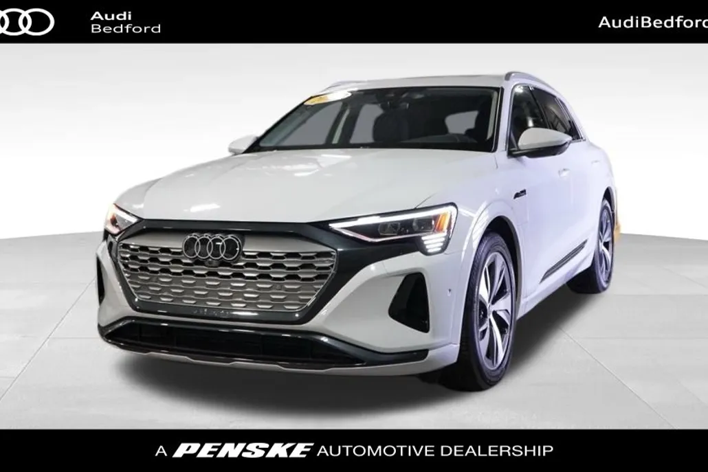 2024 Audi Q8 E-tron Premium photo 1