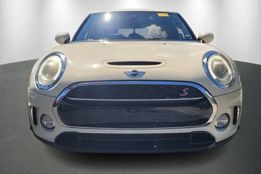 2017 Mini Clubman ALL4 Base S photo 1