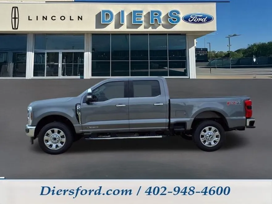 2025 Ford F-350 Lariat photo 1