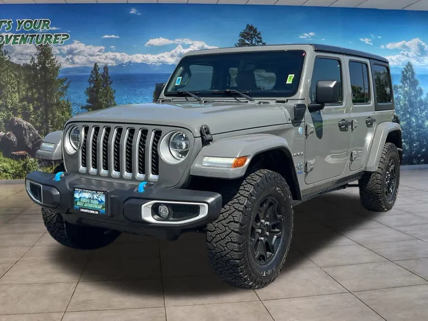 2022 Jeep Wrangler 4xe Unlimited Sahara photo 1