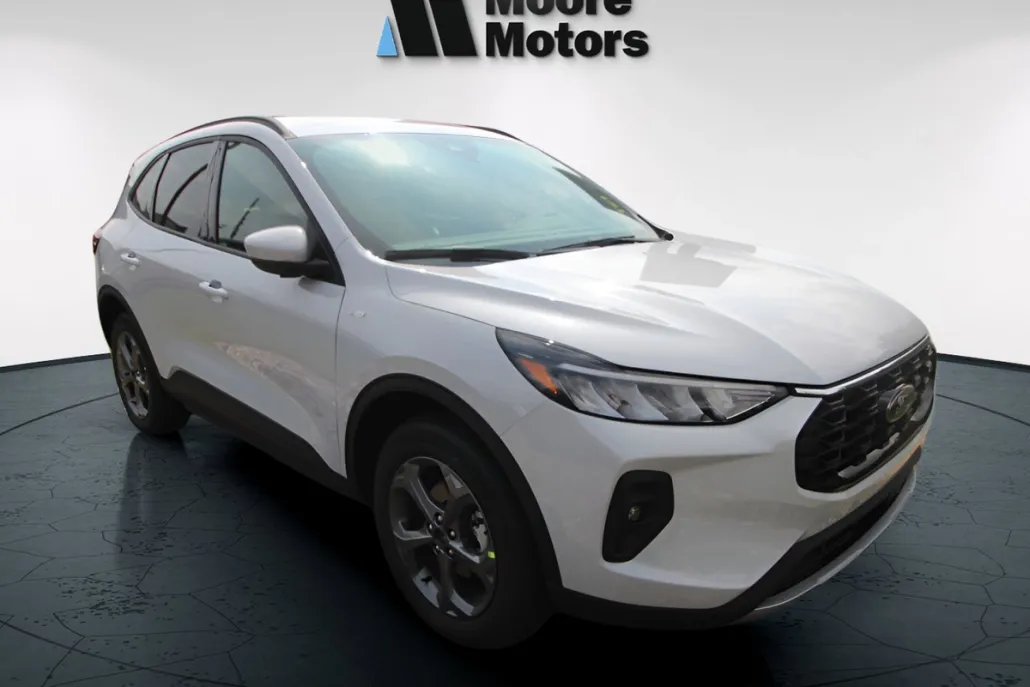 2026 Ford Escape ST-Line Select photo 1
