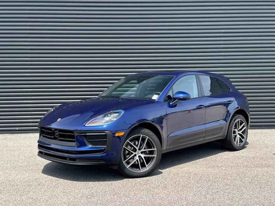 2025 Porsche Macan S photo 1