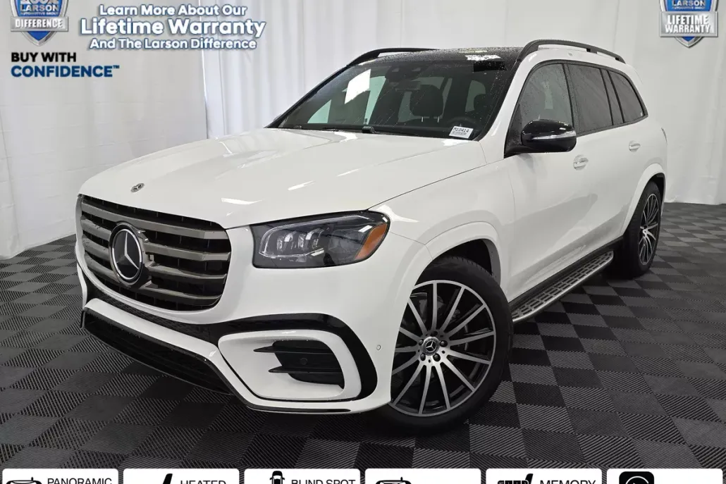 2025 Mercedes Benz GLS 450 photo 1
