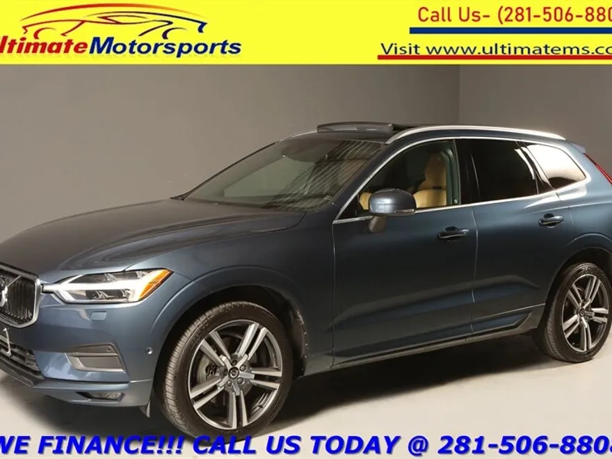 2018 Volvo XC60 Momentum photo 1