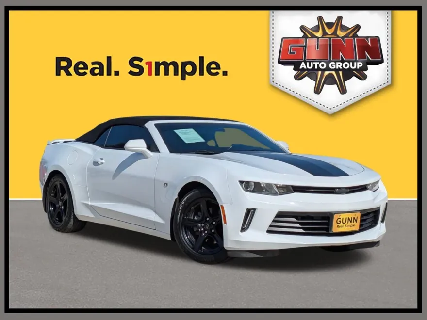 2018 Chevrolet Camaro 1LT photo 1
