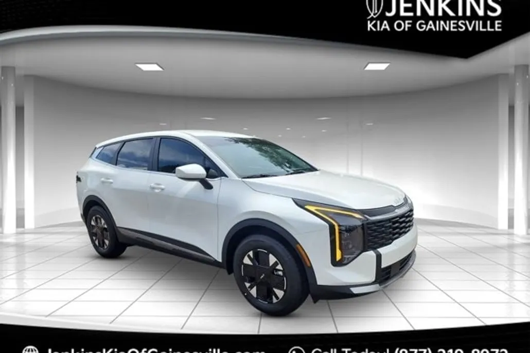 2026 Kia Sportage Hybrid LX photo 1