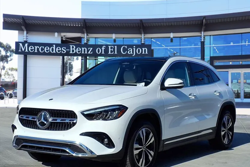 2025 Mercedes Benz GLA 250 4MATIC photo 1