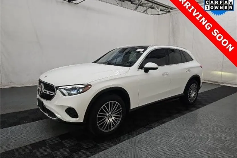 2023 Mercedes Benz GLC 300 4MATIC photo 1