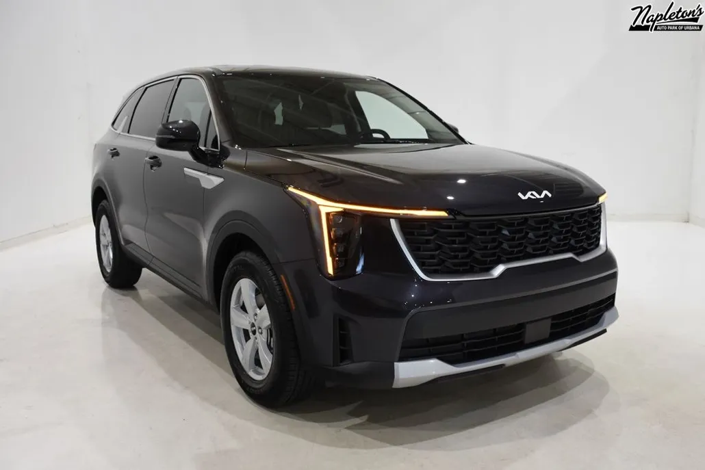 2026 Kia Sorento LX photo 1
