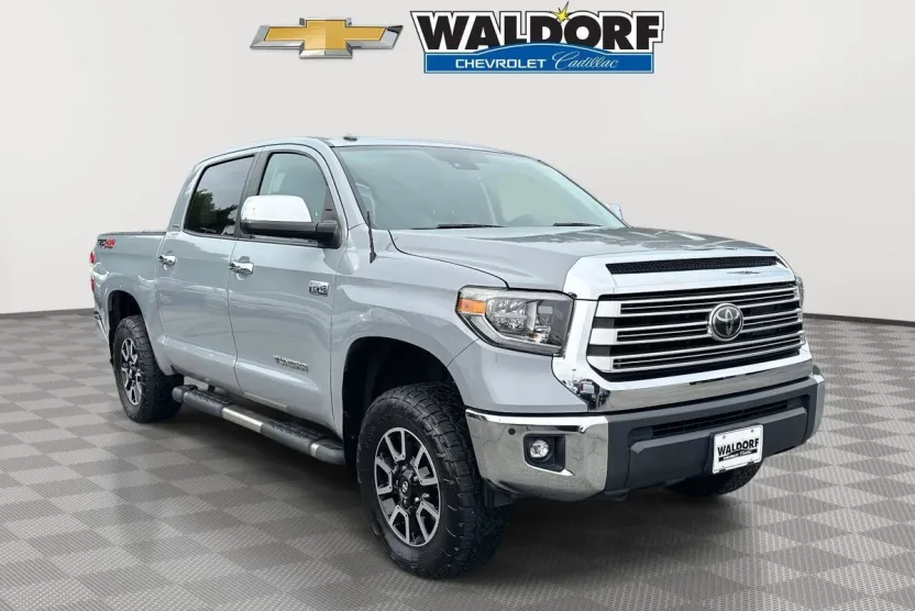 2018 Toyota Tundra Limited CrewMax photo 1