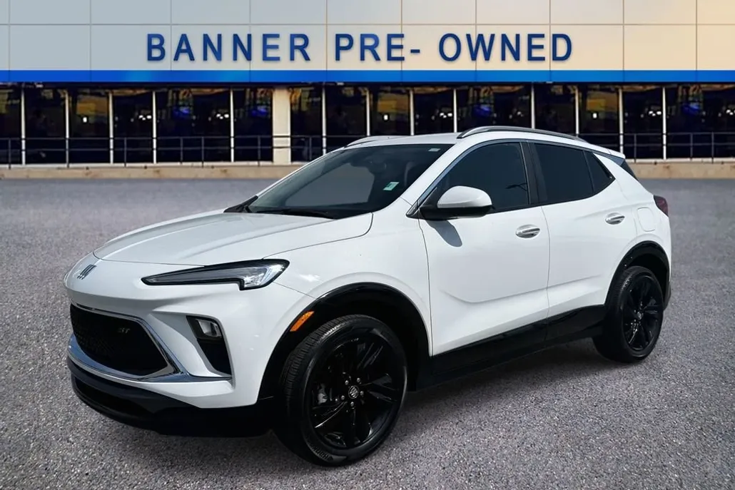 2025 Buick Encore GX Sport Touring photo 1