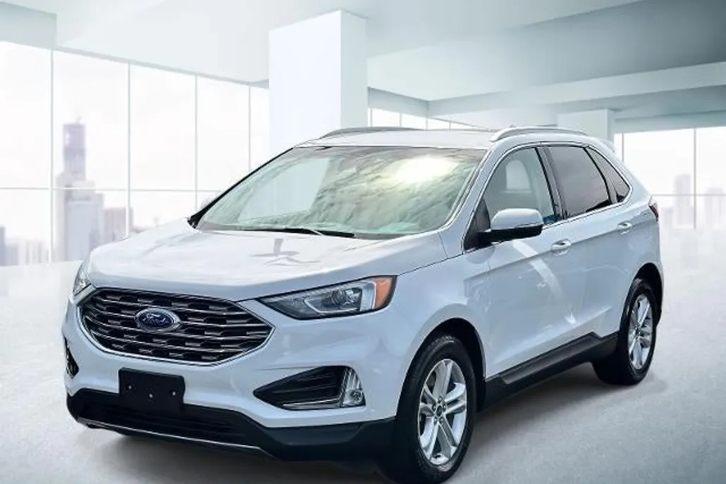 2019 Ford Edge SEL photo 1