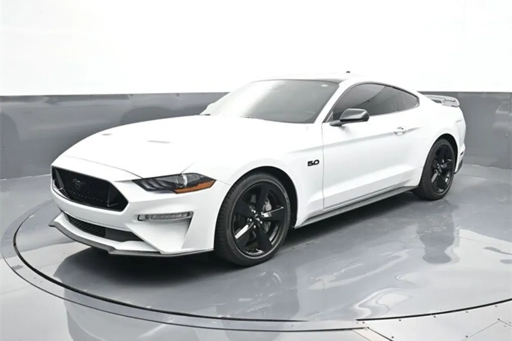 2023 Ford Mustang GT Premium photo 1