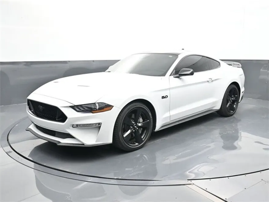 2023 Ford Mustang GT Premium photo 1