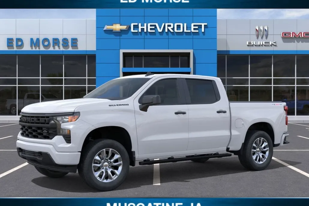 2026 Chevrolet Silverado 1500 Custom photo 1