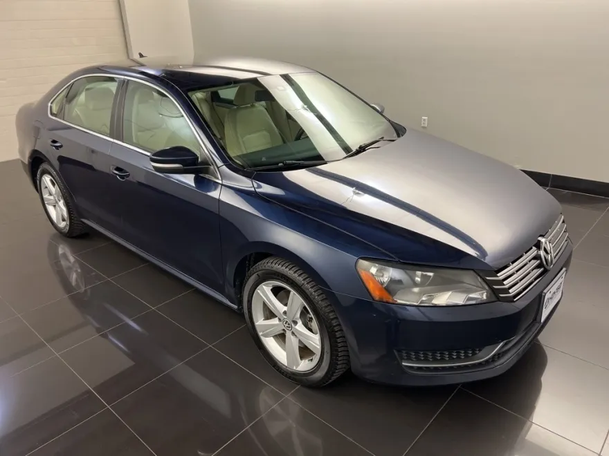 2015 Volkswagen Passat TDI SE photo 1